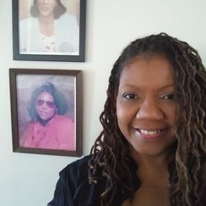 Meet your Posher, Raygirl